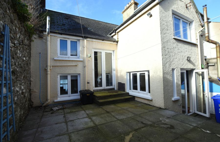Hazels House, 5 The Strand