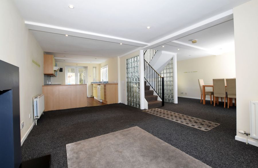 Hazels House, 5 The Strand