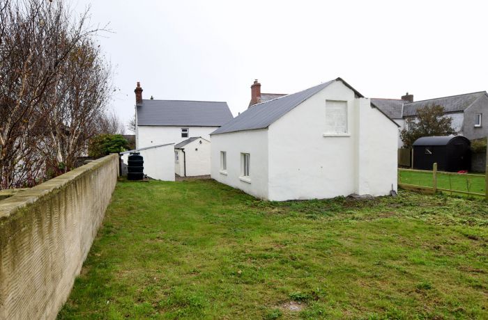 17 Harbour Road