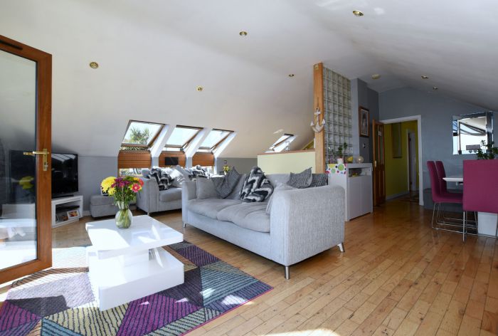 95a Springfield Road