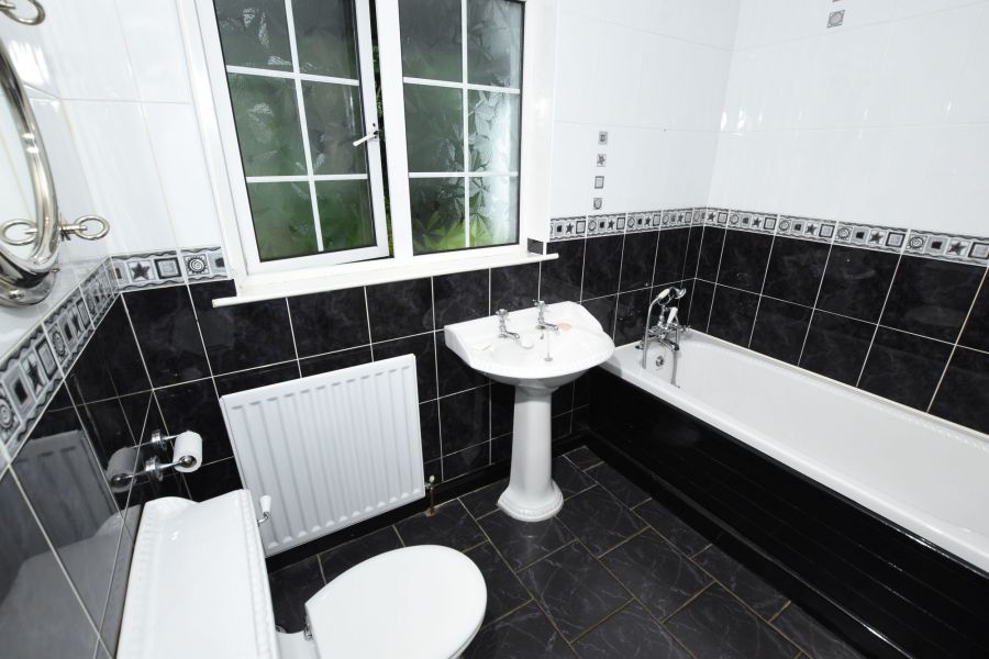 67b Ballyeasborough Road