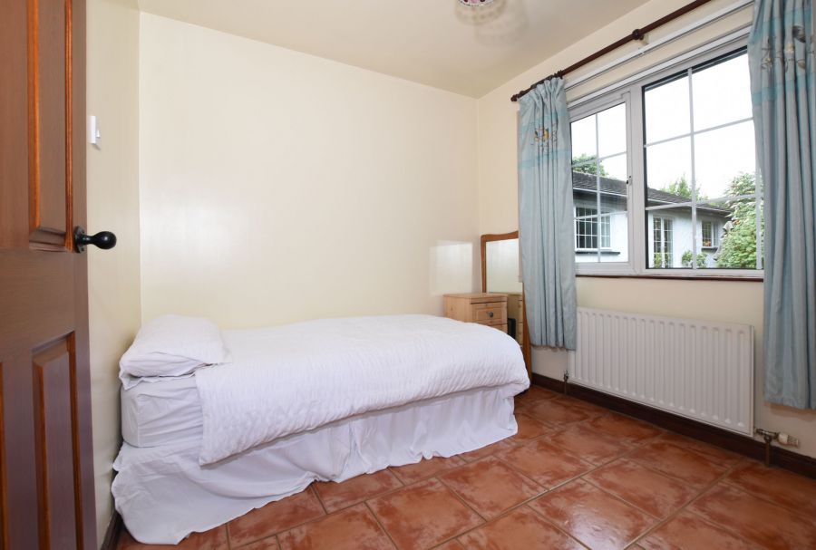 67B Ballyeasborough Road 67B Ballyeasborough Road