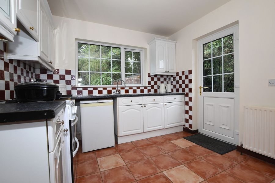 67b Ballyeasborough Road