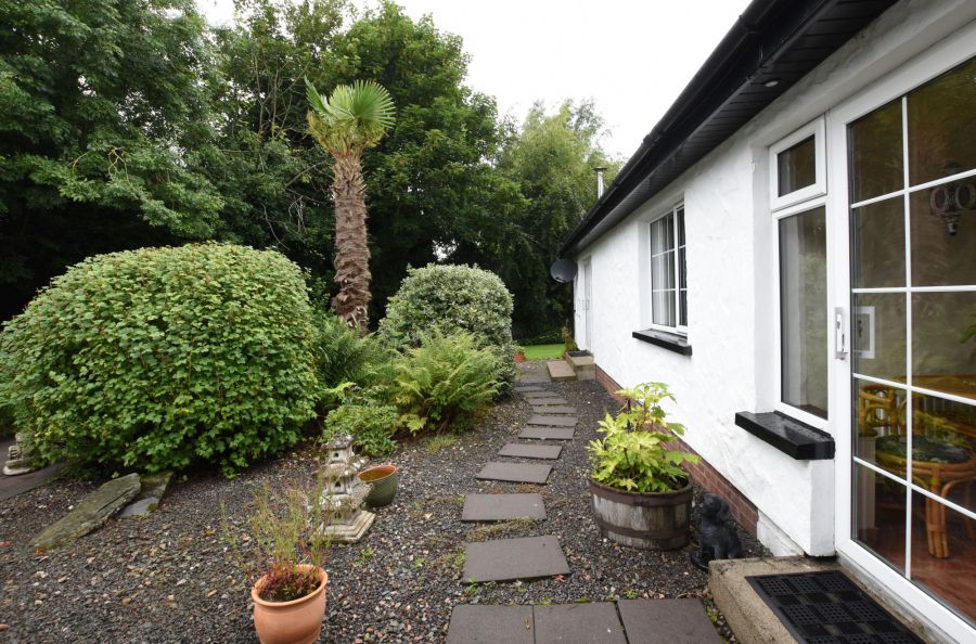 67b Ballyeasborough Road
