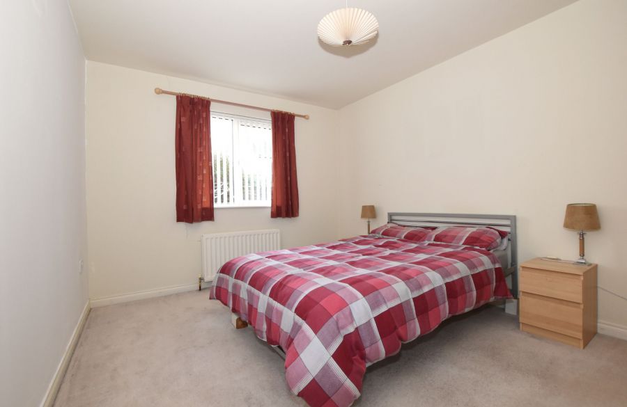 2 Gowland Hollow