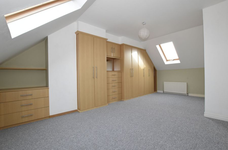 2 Gowland Hollow