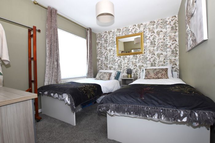 37 Main Street 37 Main Street