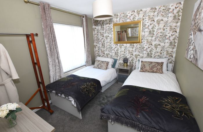 37 Main Street 37 Main Street