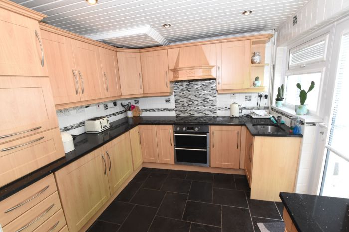 37 Main Street 37 Main Street