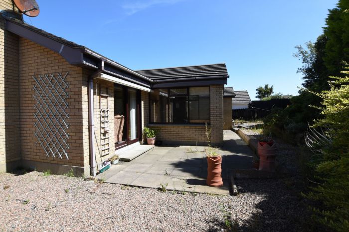 24 Brookfield Drive
