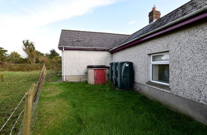 9 Ballyeasborough Road