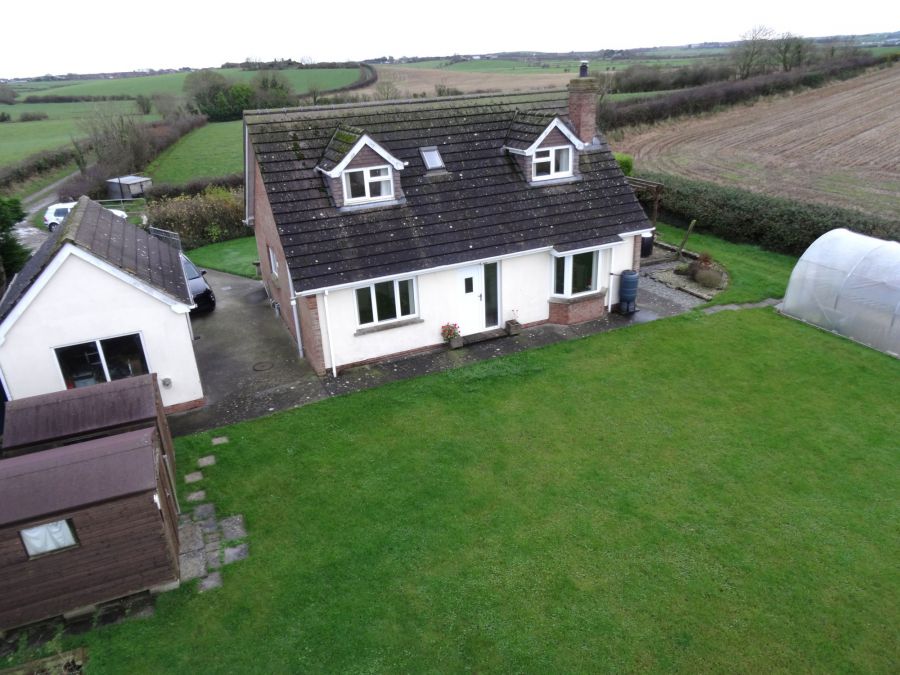 40 Ballyeasborough Road