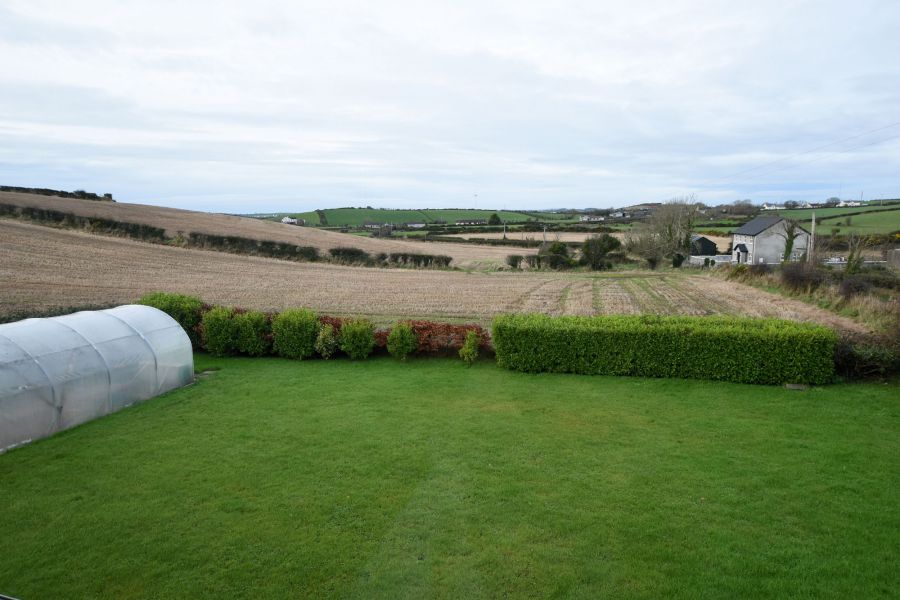 40 Ballyeasborough Road