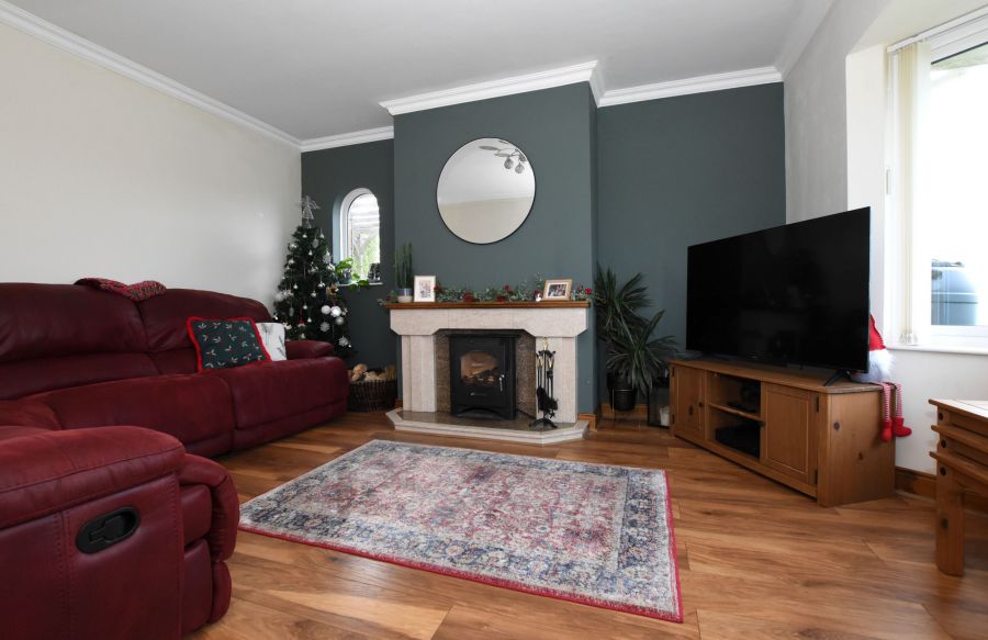 40 Ballyeasborough Road