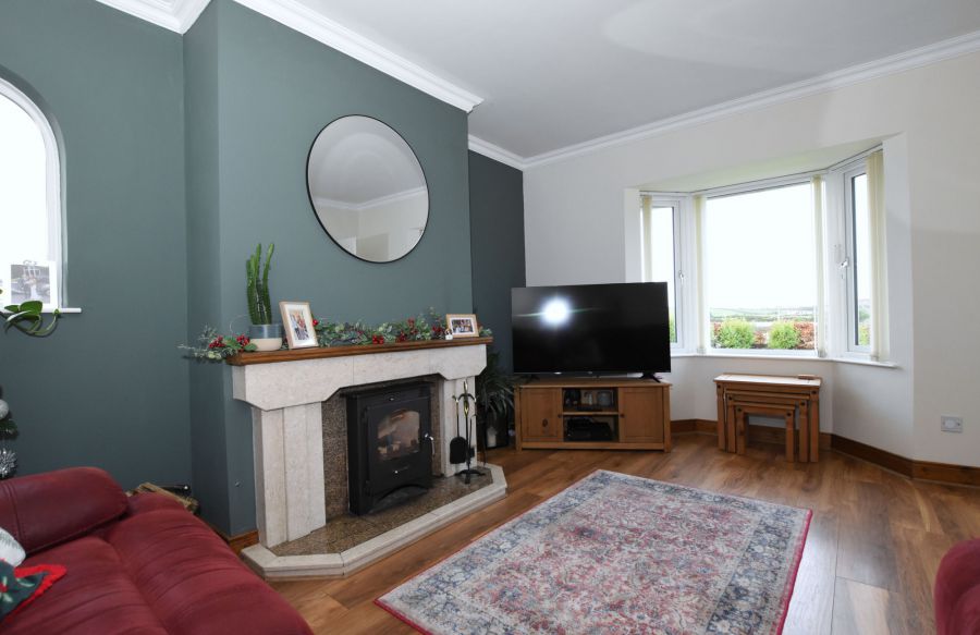 40 Ballyeasborough Road