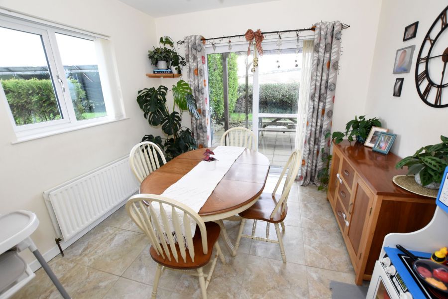 40 Ballyeasborough Road