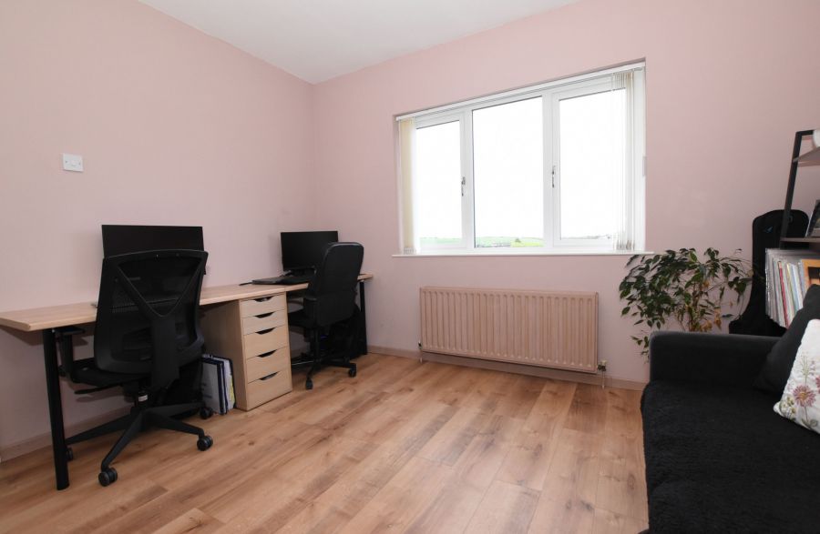 40 Ballyeasborough Road