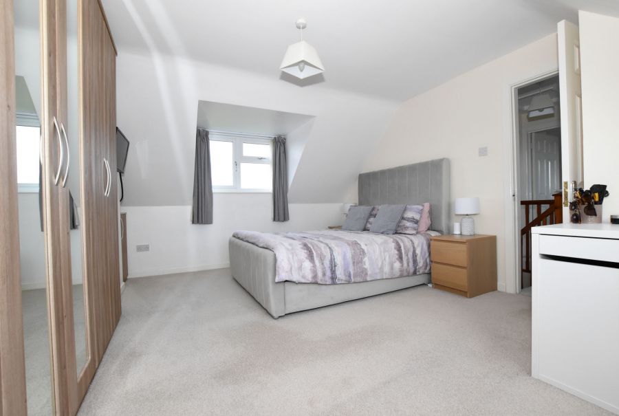 40 Ballyeasborough Road