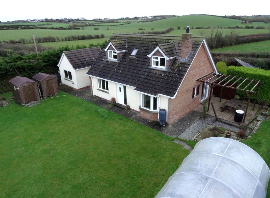 40 Ballyeasborough Road