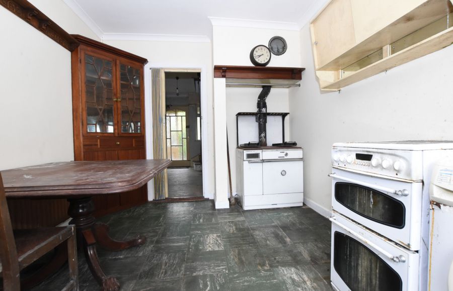 52  Ballyeasborough Road