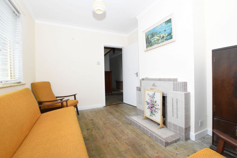 52  Ballyeasborough Road