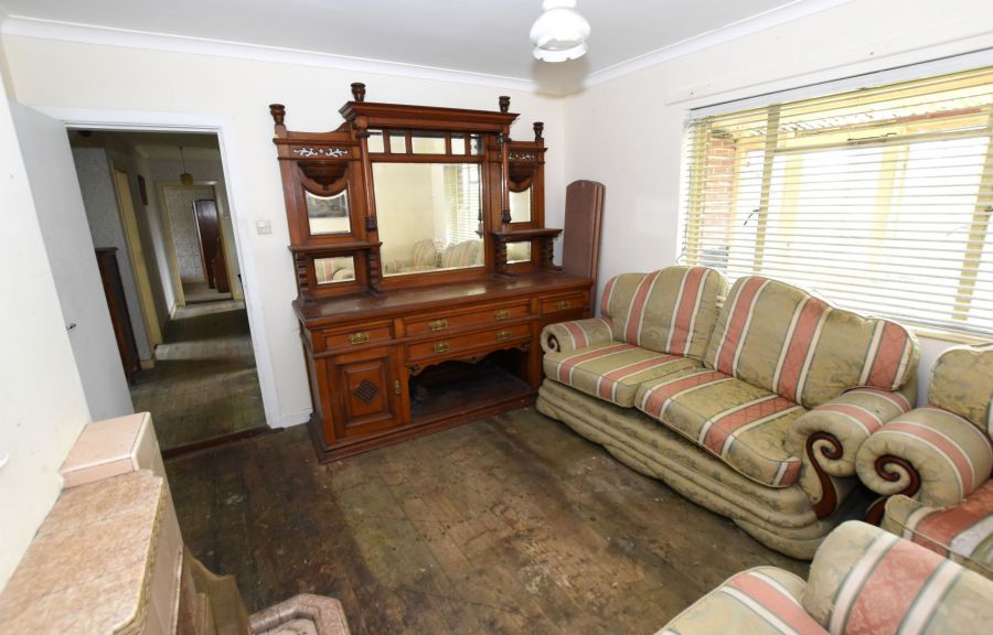 52  Ballyeasborough Road