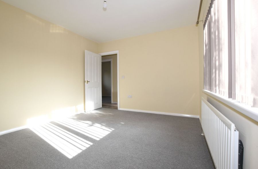 10 Springfield Gardens