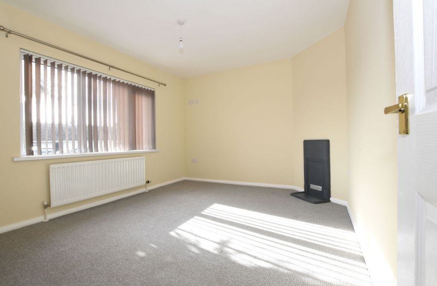 10 Springfield Gardens