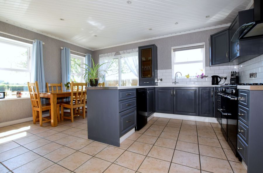 28 Manse Road 28 Manse Road