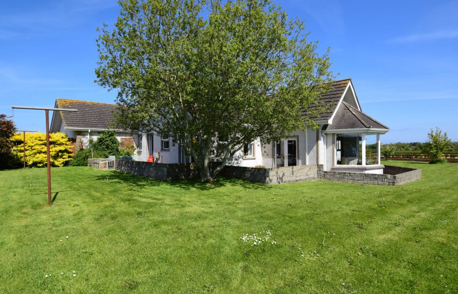 28 Manse Road