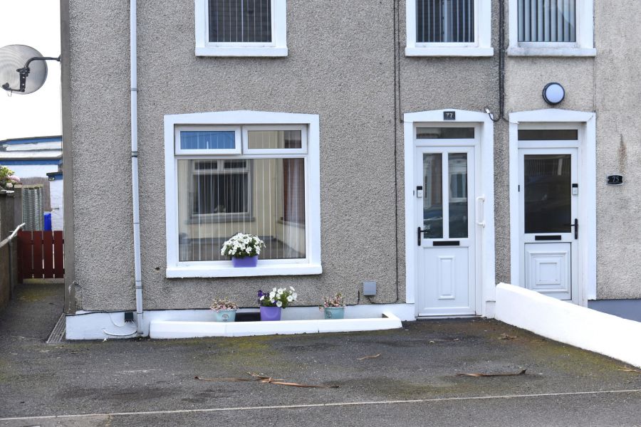 77 New Harbour Road