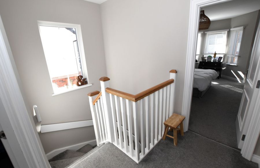 11 Rowanvale Crescent
