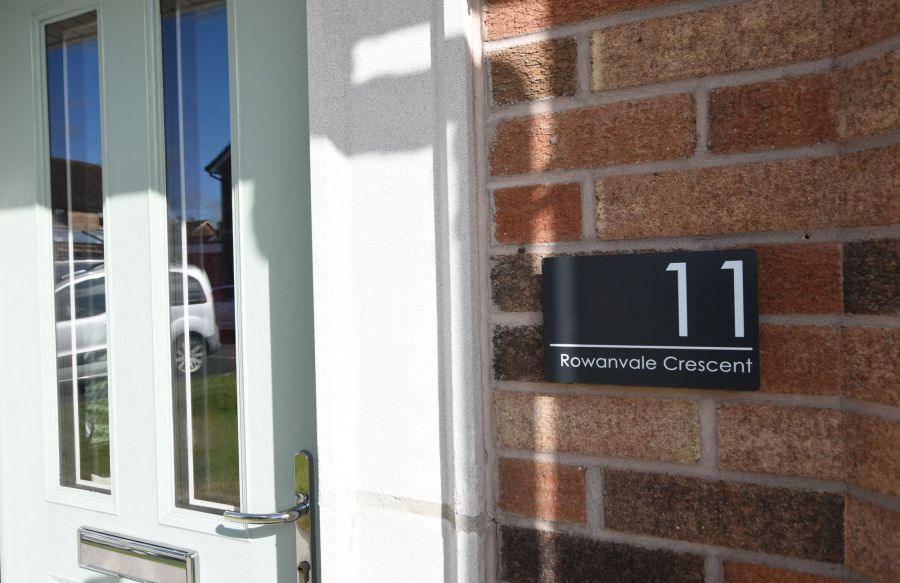 11 Rowanvale Crescent