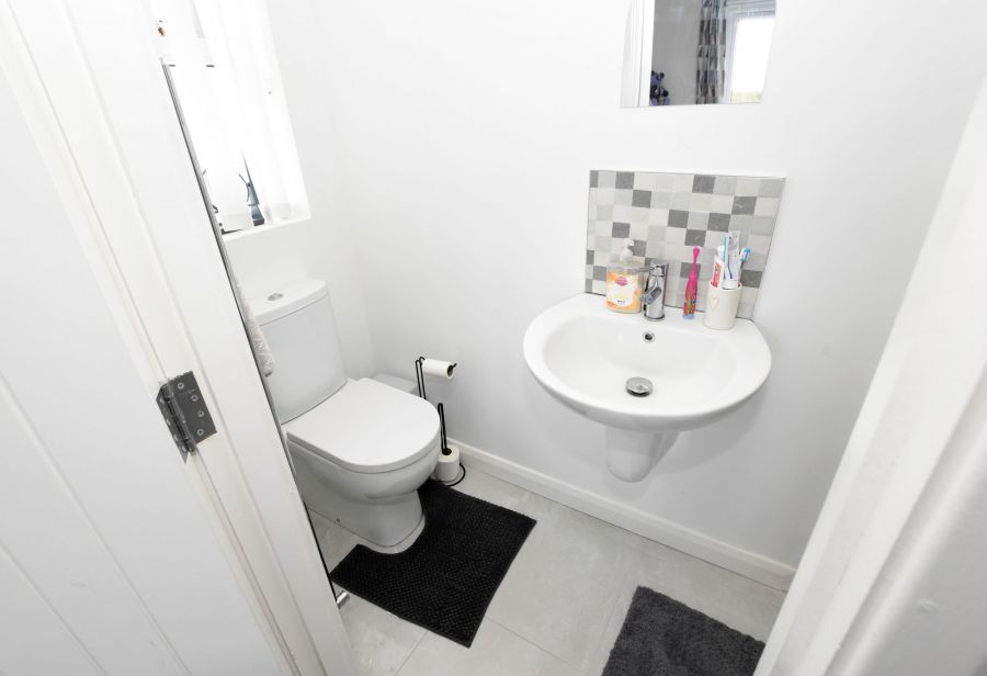 50 Rockfield Park