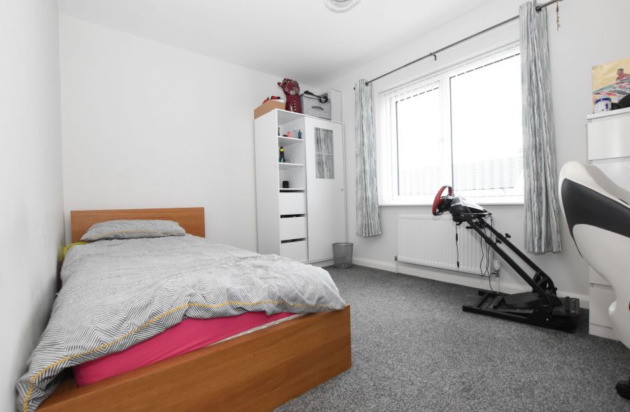 50 Rockfield Park