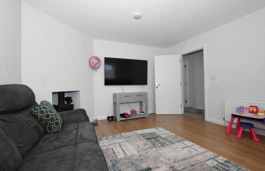 50 Rockfield Park