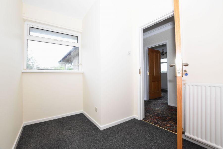 49  Inishargy Road
