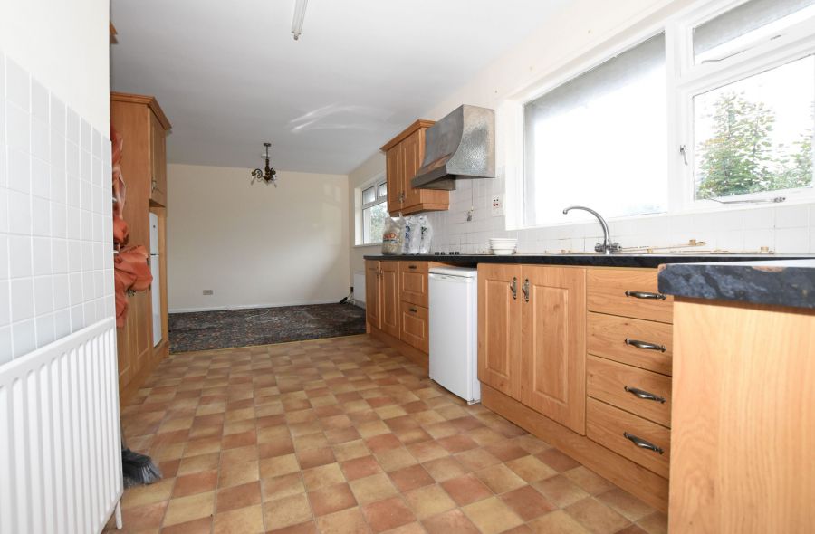 49  Inishargy Road