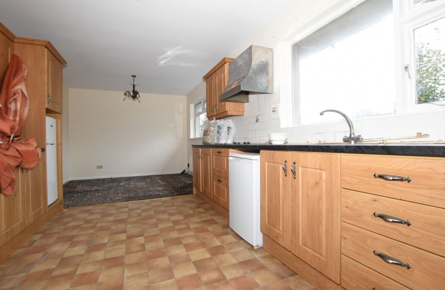 49  Inishargy Road