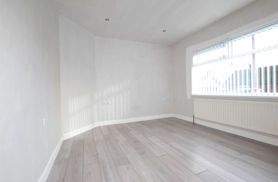 12  Springfield Gardens