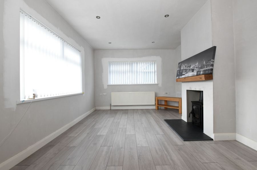 12  Springfield Gardens