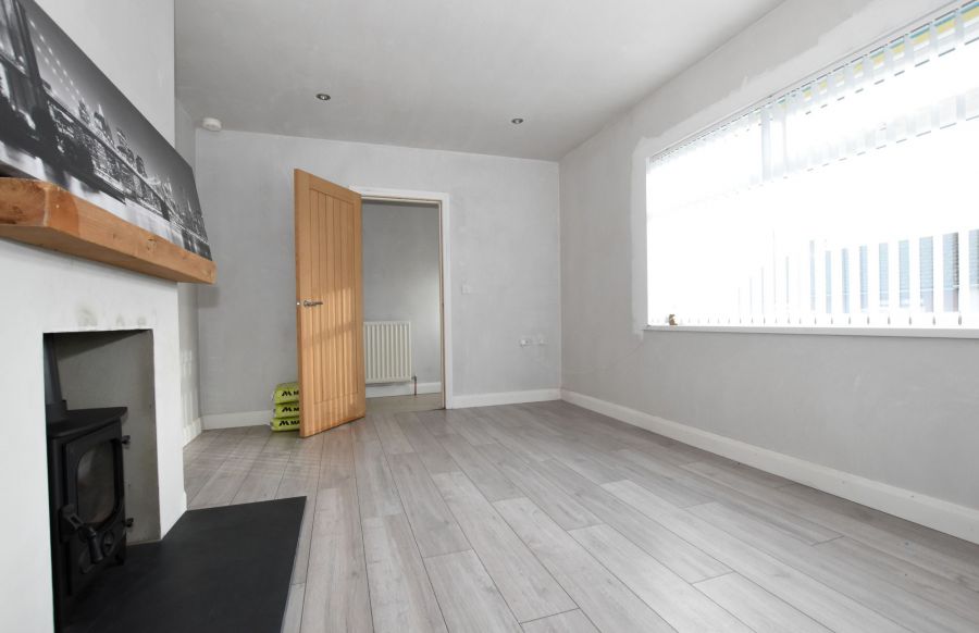 12  Springfield Gardens