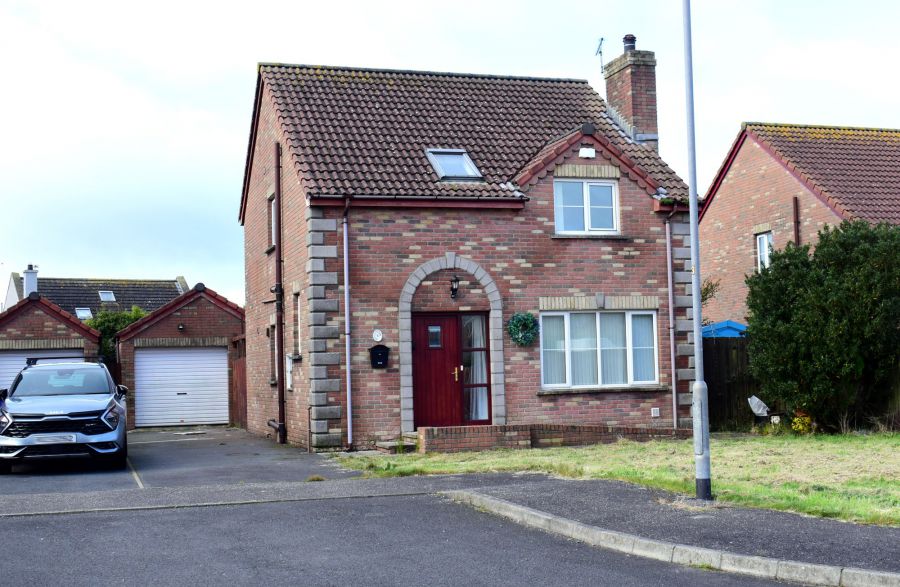 6 Hawthorn Meadow, Ballywalter, BT22 2UH