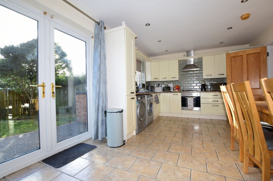 34 St Andrews Avenue