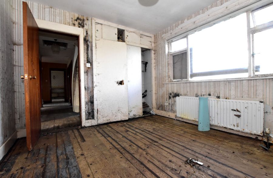 19 Ballyblack Road East