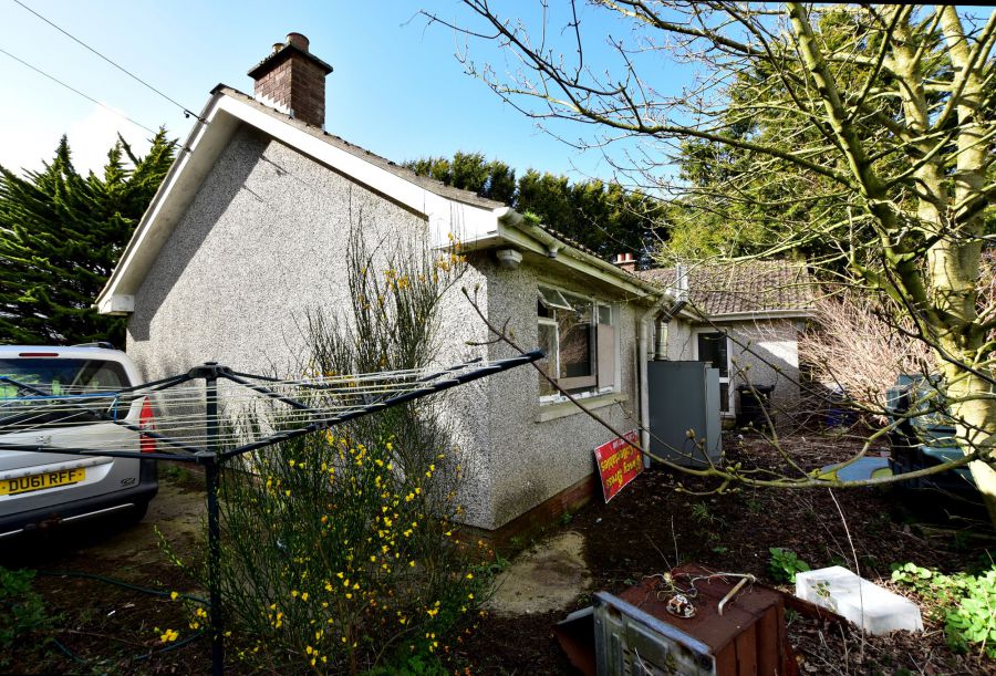 19 Ballyblack Road East