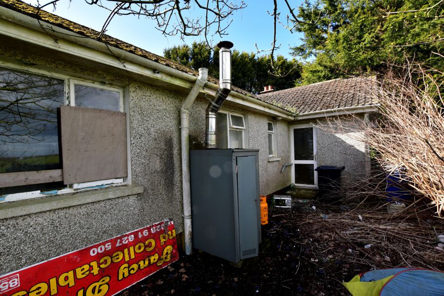 19 Ballyblack Road East