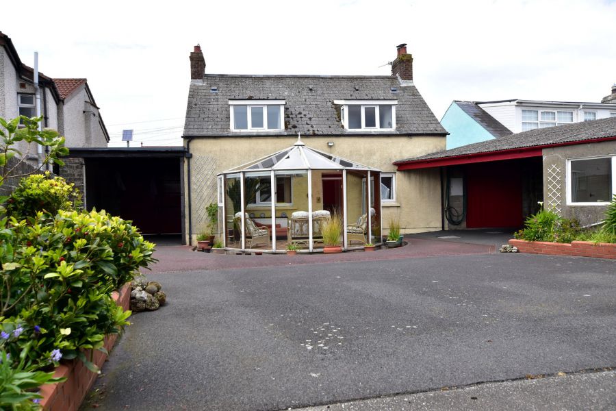 6 High Street