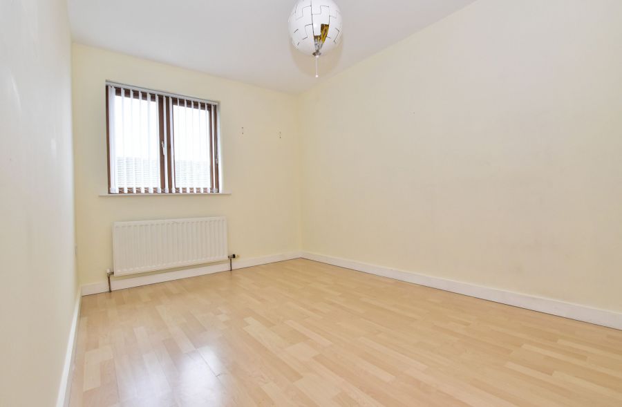 36 Longfield Way