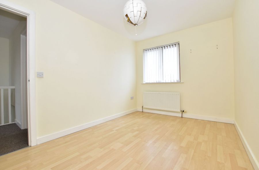 36 Longfield Way